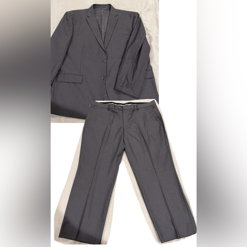 Elegant Charcoal Men's Suit